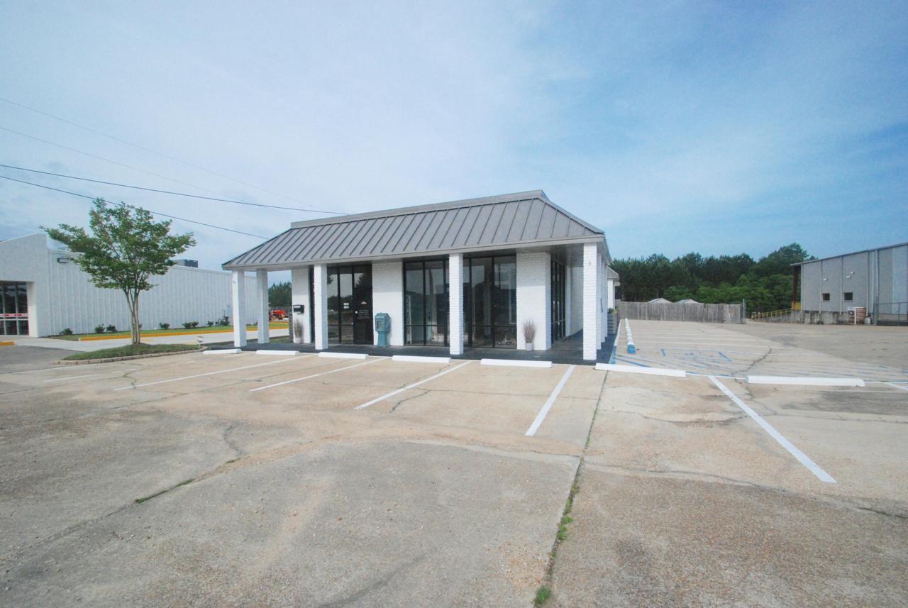 5267 Old Hwy 11 - Photo 1