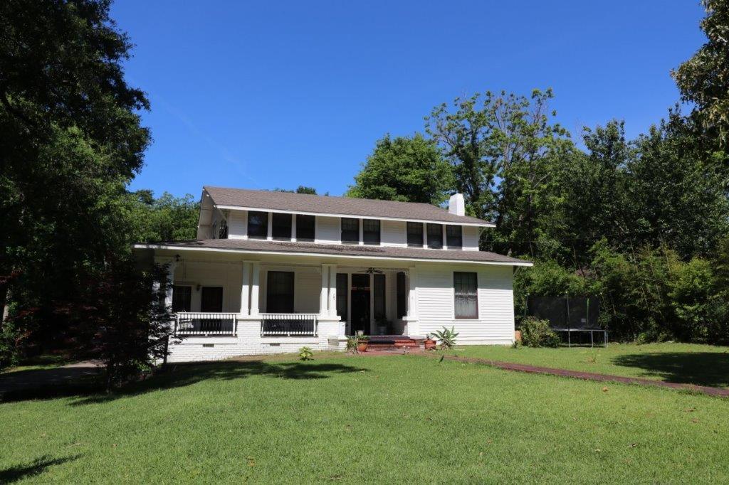 1622 5th Ave. - Photo 1