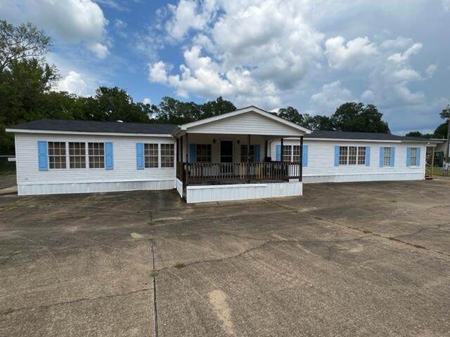 900 Arrington Ave. - Photo 1