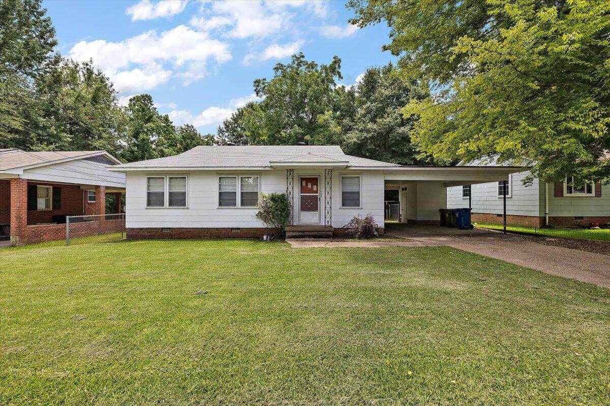 924 6th St. - Photo 1