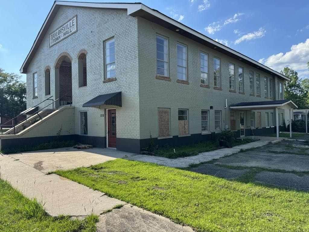 125 Eaton St. - Photo 1