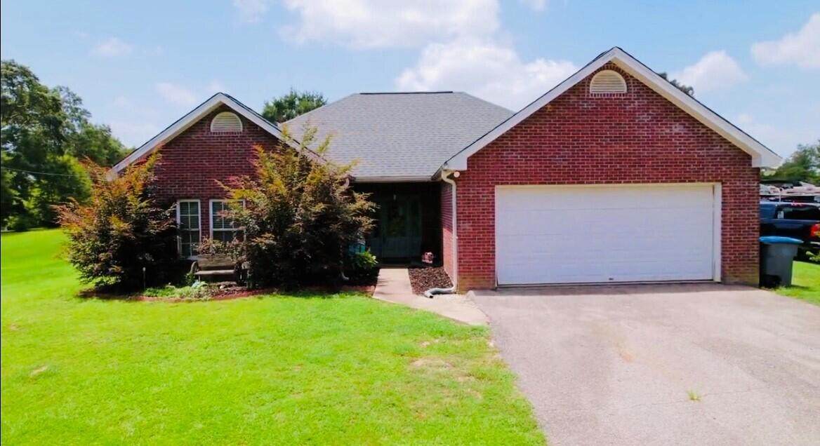 255 Newco Rd. - Photo 1