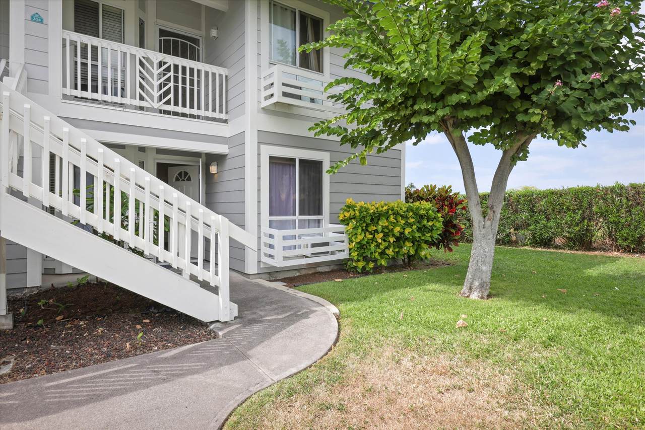 75-6081 Alii Dr - Photo 1