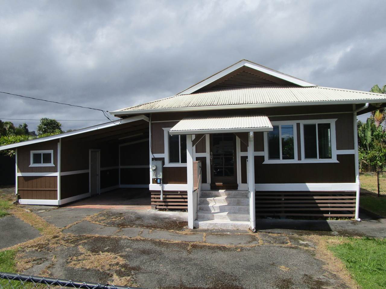2114 Kaumana Dr - Photo 1