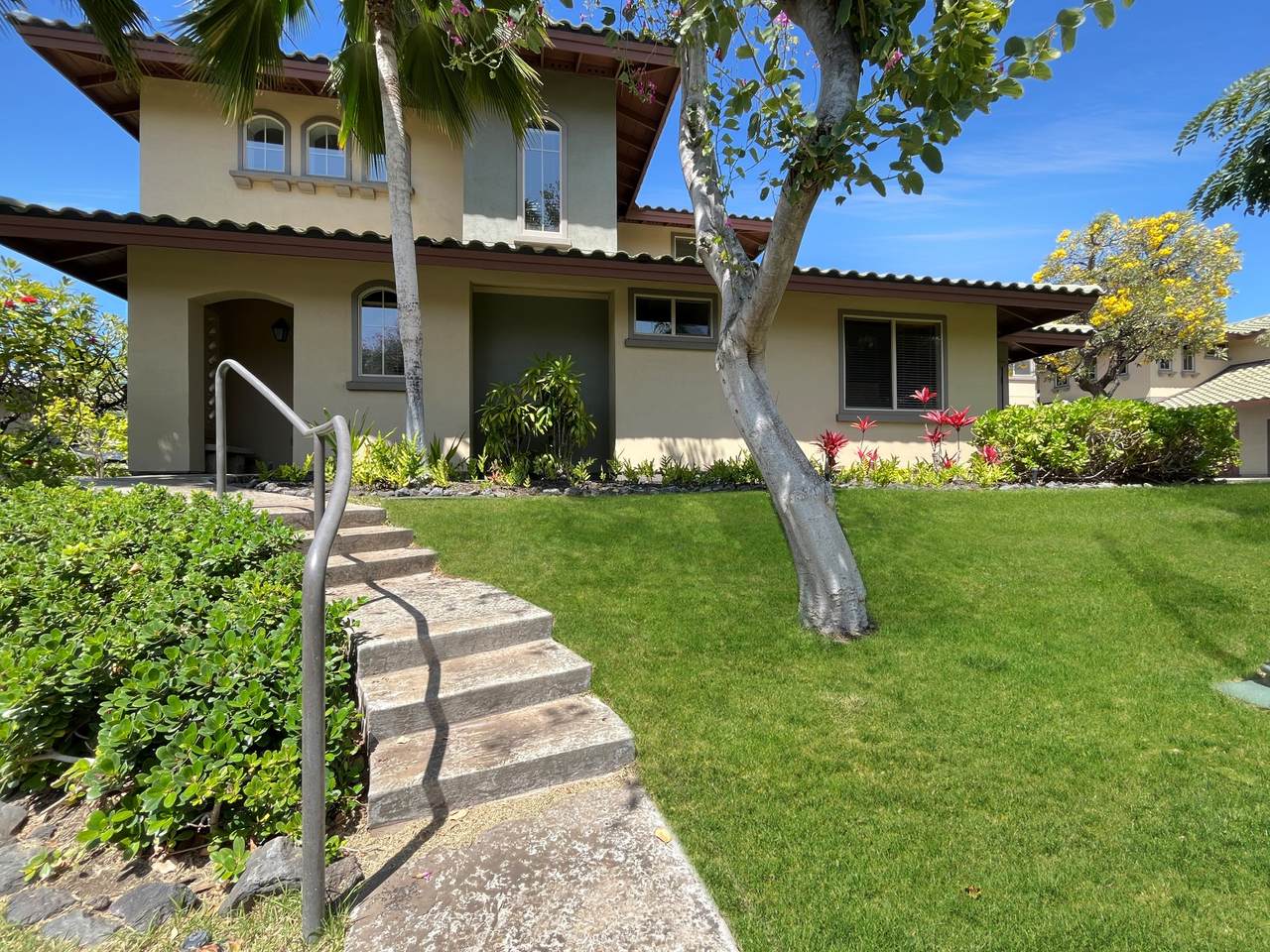 68-1125 Kaniku Dr - Photo 1