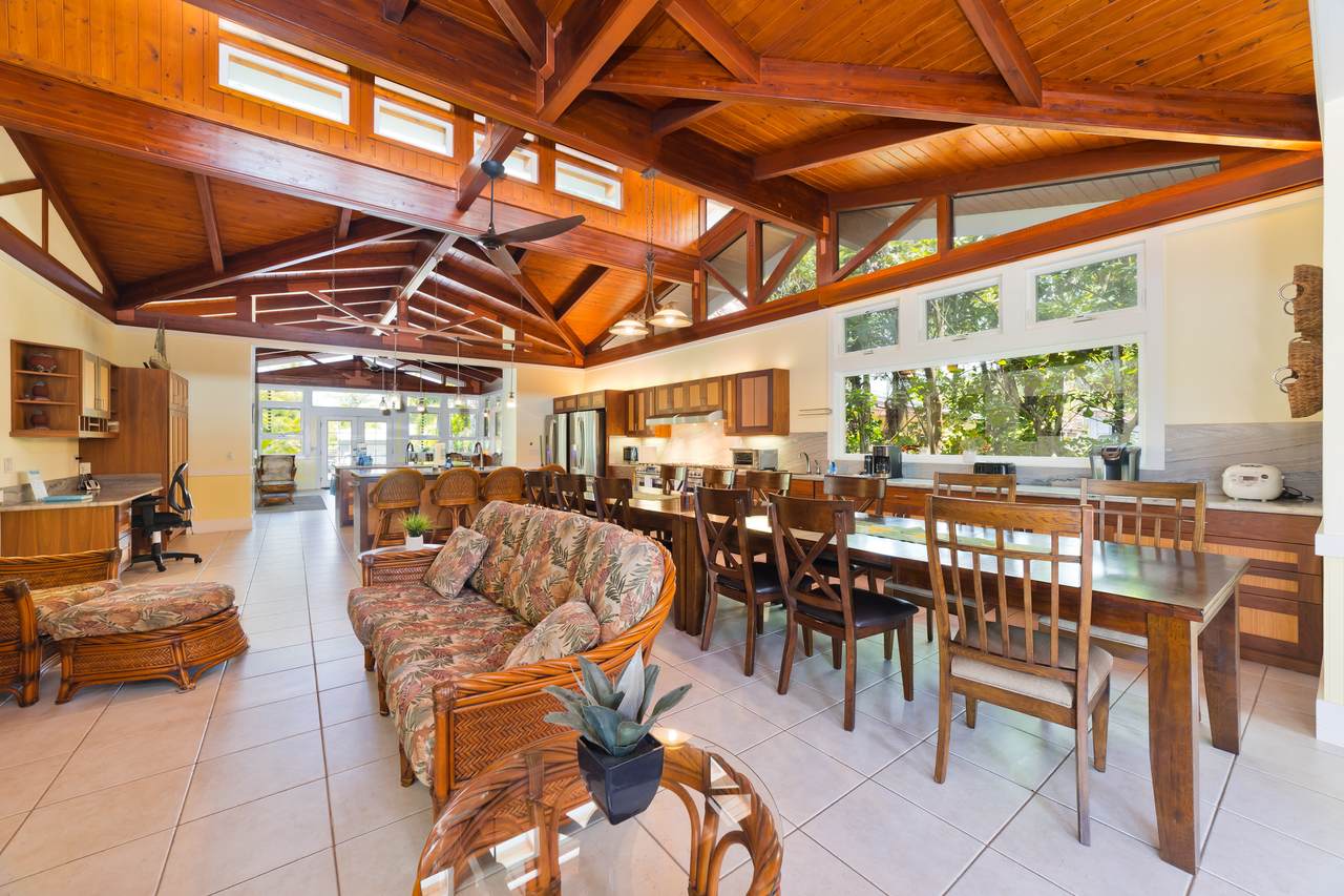 https://bt-photos.global.ssl.fastly.net/hawaii/1280_boomver_1_719222-2.jpg