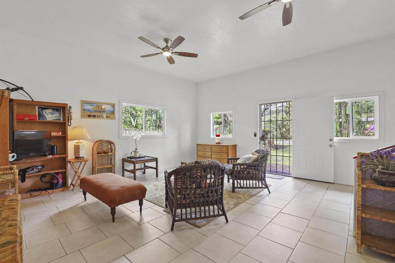 https://bt-photos.global.ssl.fastly.net/hawaii/1280_boomver_1_719230-2.jpg
