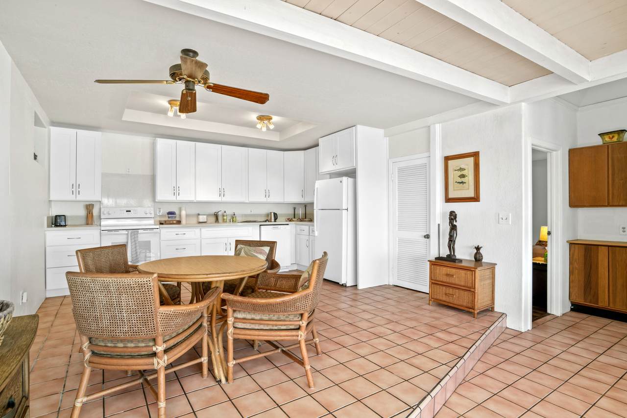 5366 Kumole St - Photo 1