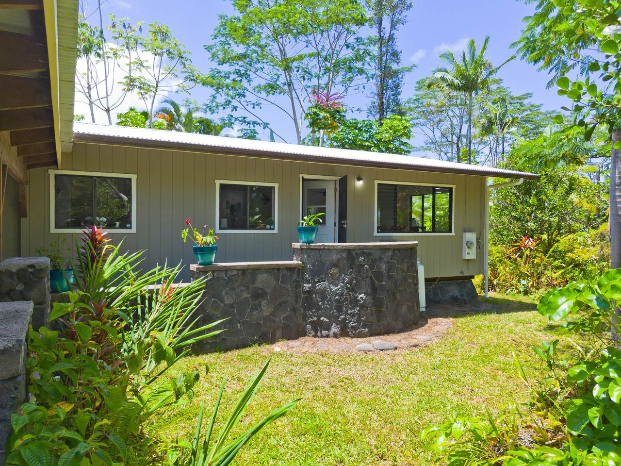 https://bt-photos.global.ssl.fastly.net/hawaii/1280_boomver_1_723123-1.jpg