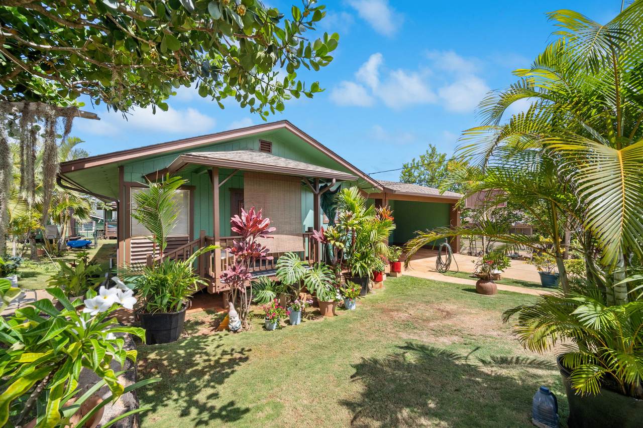 4336 Hakuaina Rd - Photo 1