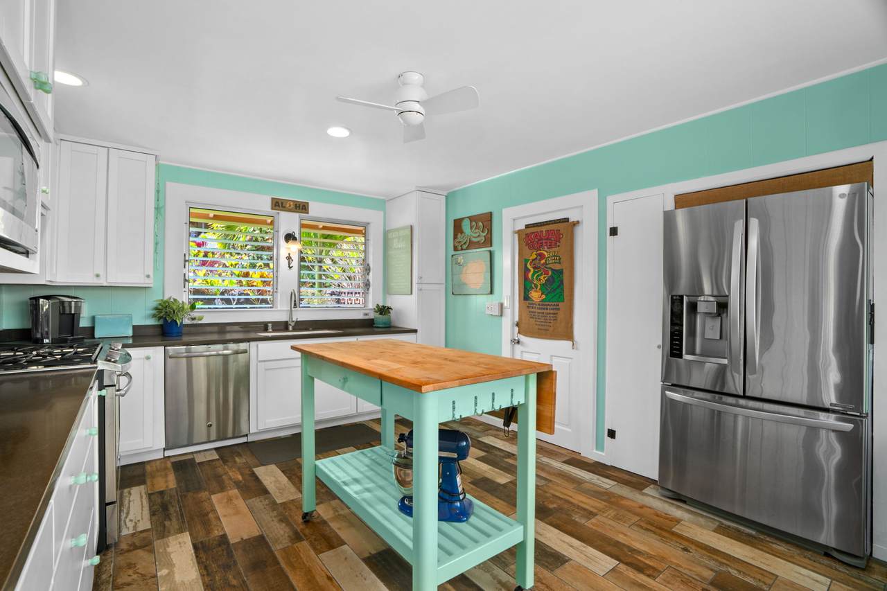 4001 Aka Rd - Photo 1