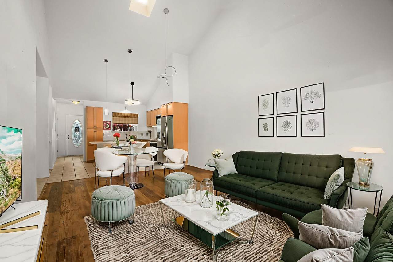 2110 Kaneka St - Photo 1