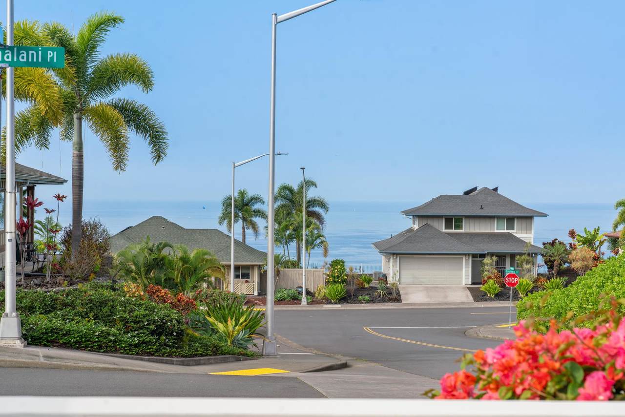 75-647 Opikanalani Pl - Photo 1