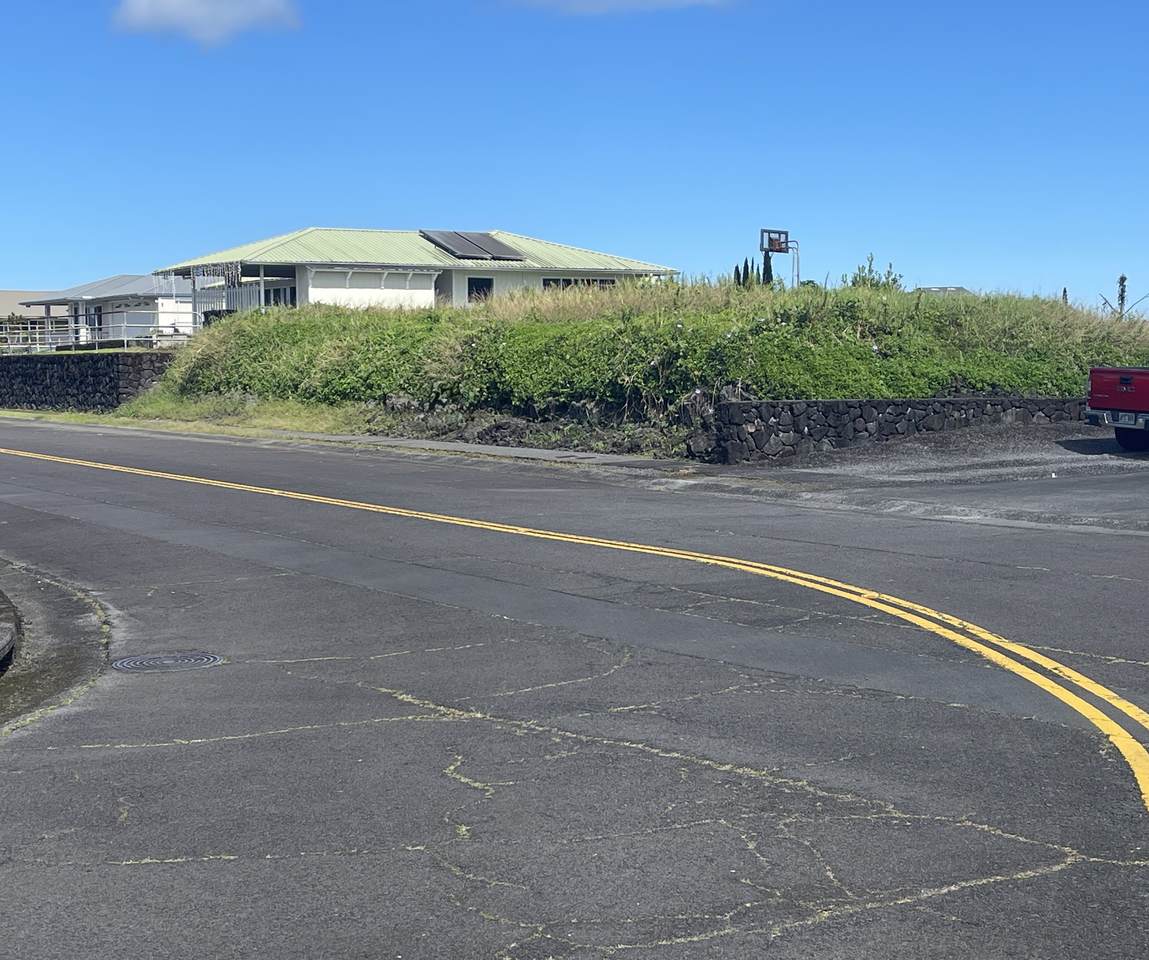  Address Not Published - Photo 1