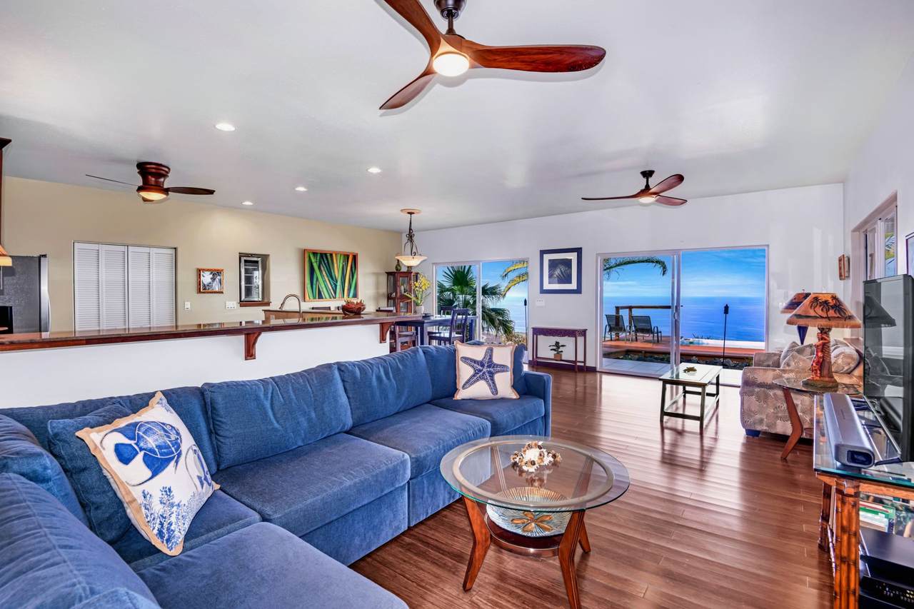 https://bt-photos.global.ssl.fastly.net/hawaii/1280_boomver_1_727636-1.jpg