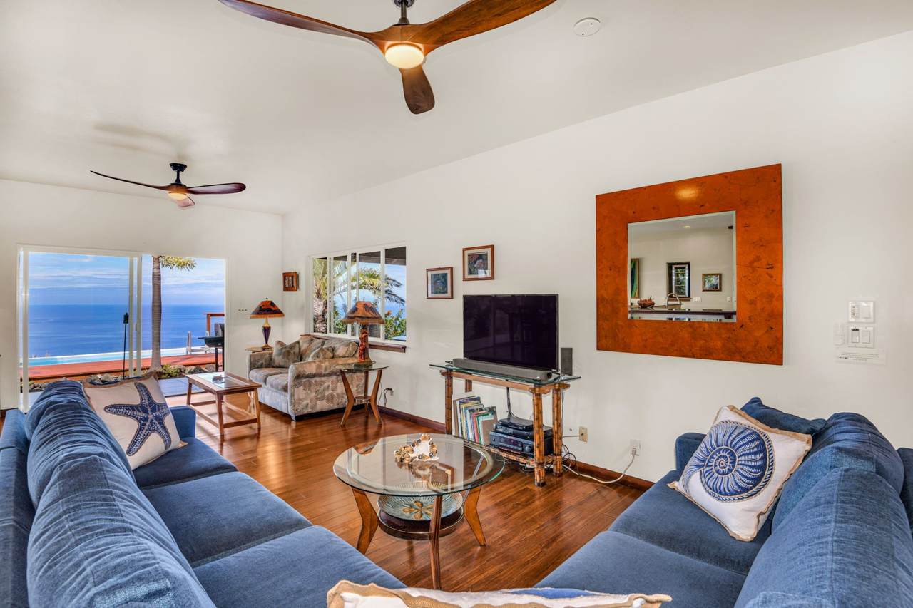 https://bt-photos.global.ssl.fastly.net/hawaii/1280_boomver_1_727636-1.jpg