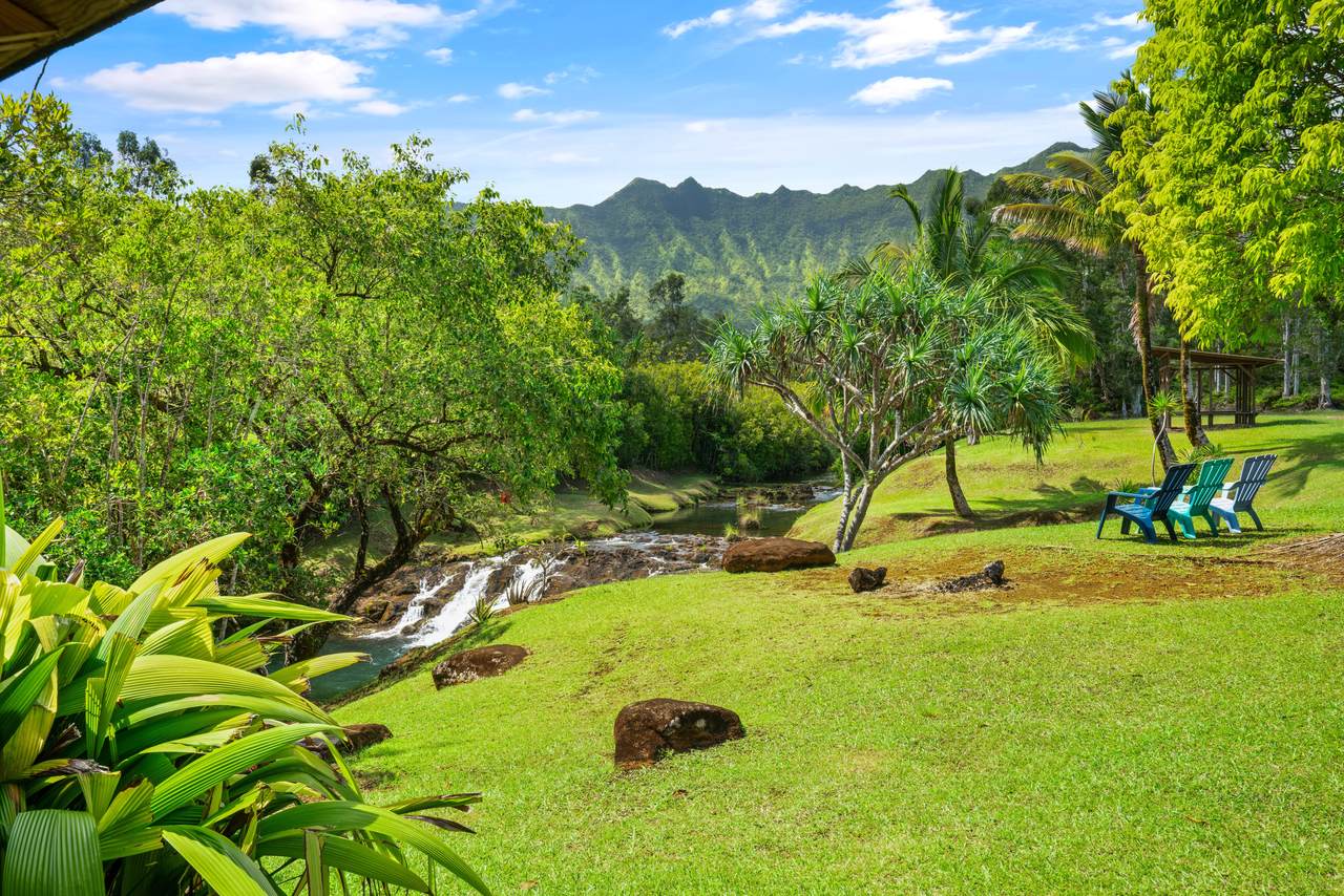 https://bt-photos.global.ssl.fastly.net/hawaii/1280_boomver_1_728631-1.jpg