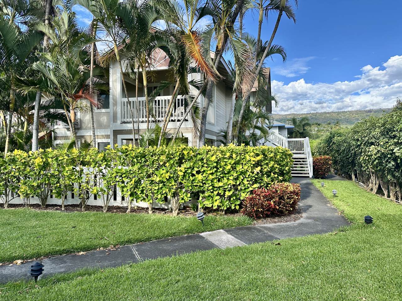 75-6081 Alii Dr - Photo 1