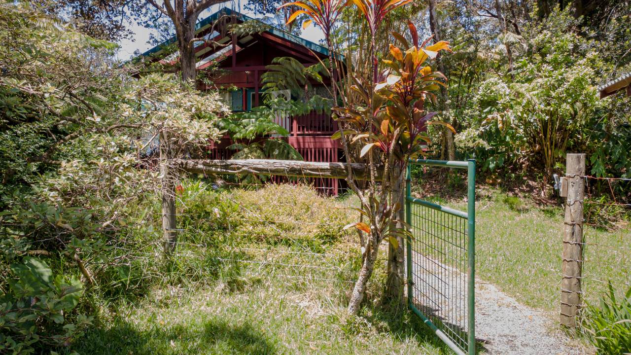 https://bt-photos.global.ssl.fastly.net/hawaii/1280_boomver_1_729523-3.jpg
