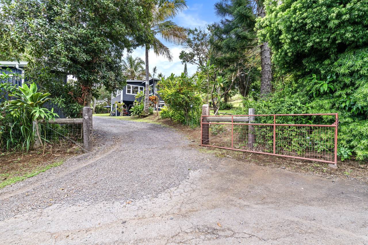 https://bt-photos.global.ssl.fastly.net/hawaii/1280_boomver_1_729882-1.jpg