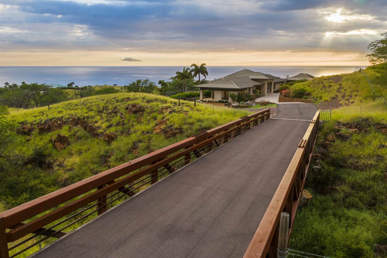https://bt-photos.global.ssl.fastly.net/hawaii/1280_boomver_1_729931-1.jpg