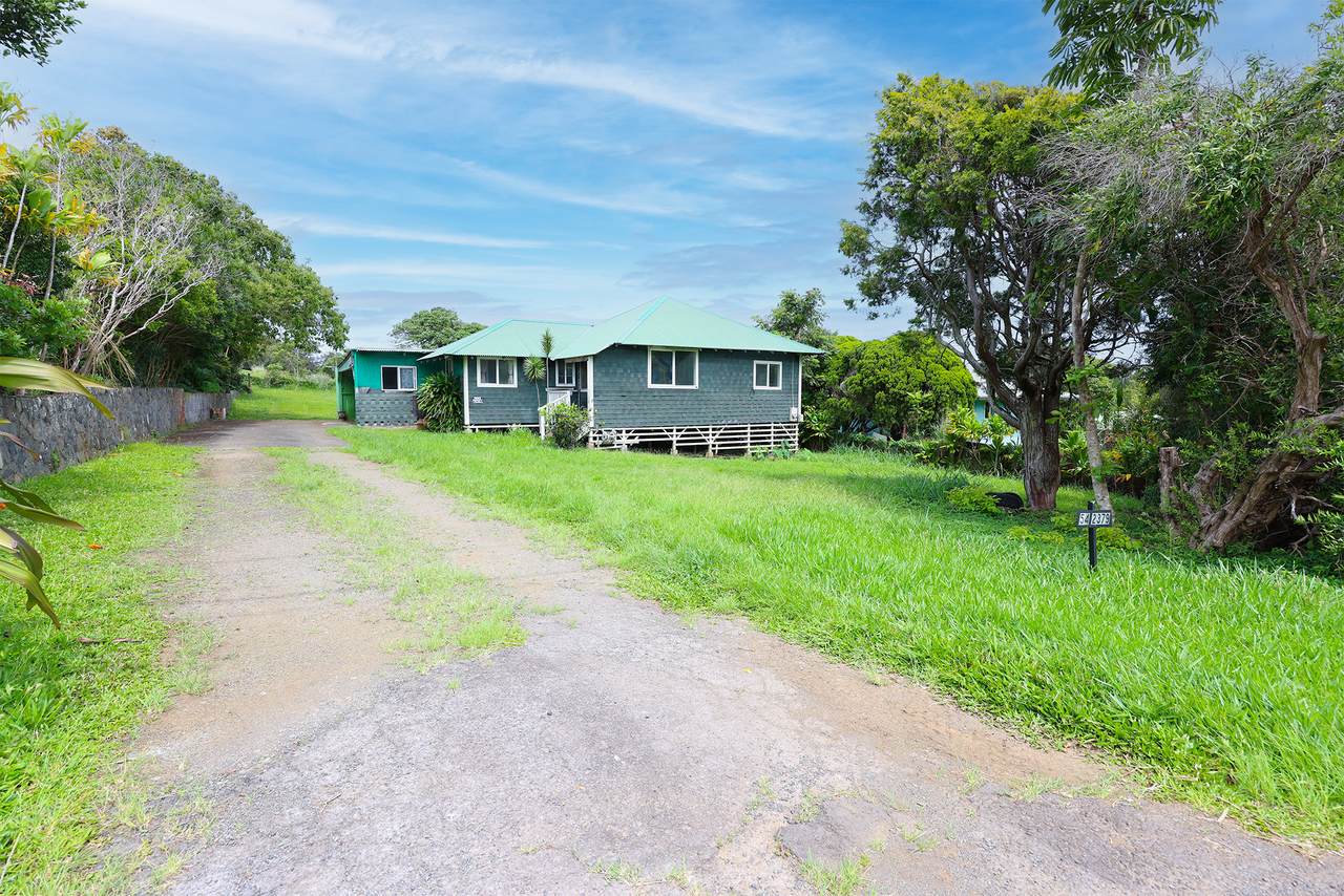 54-2379 Kynnersley Rd - Photo 1