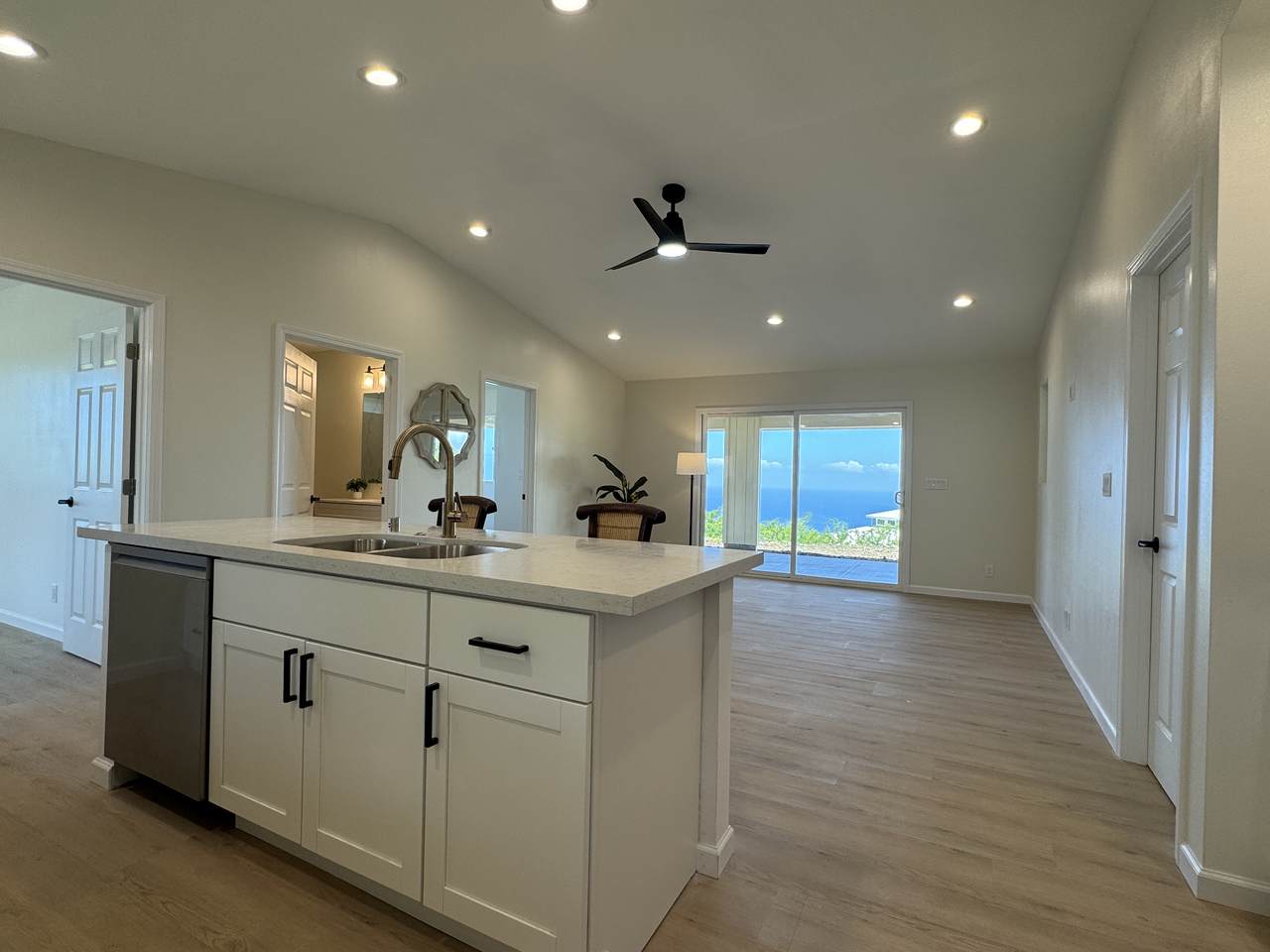 https://bt-photos.global.ssl.fastly.net/hawaii/1280_boomver_1_730094-1.jpg
