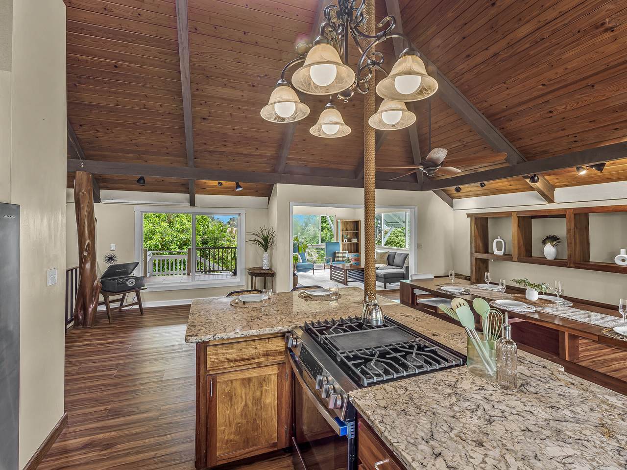 https://bt-photos.global.ssl.fastly.net/hawaii/1280_boomver_1_730393-1.jpg