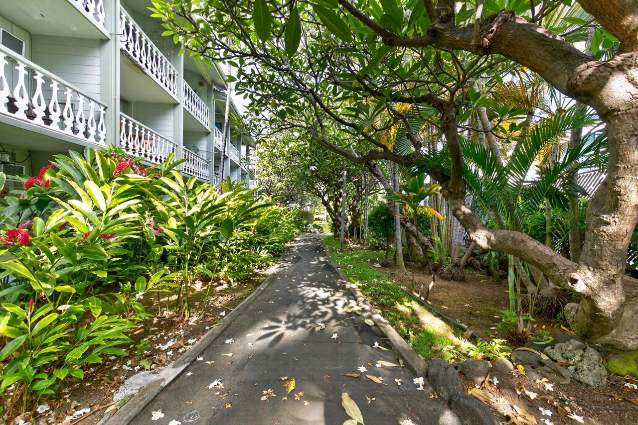 https://bt-photos.global.ssl.fastly.net/hawaii/orig_boomver_1_730578-11.jpg