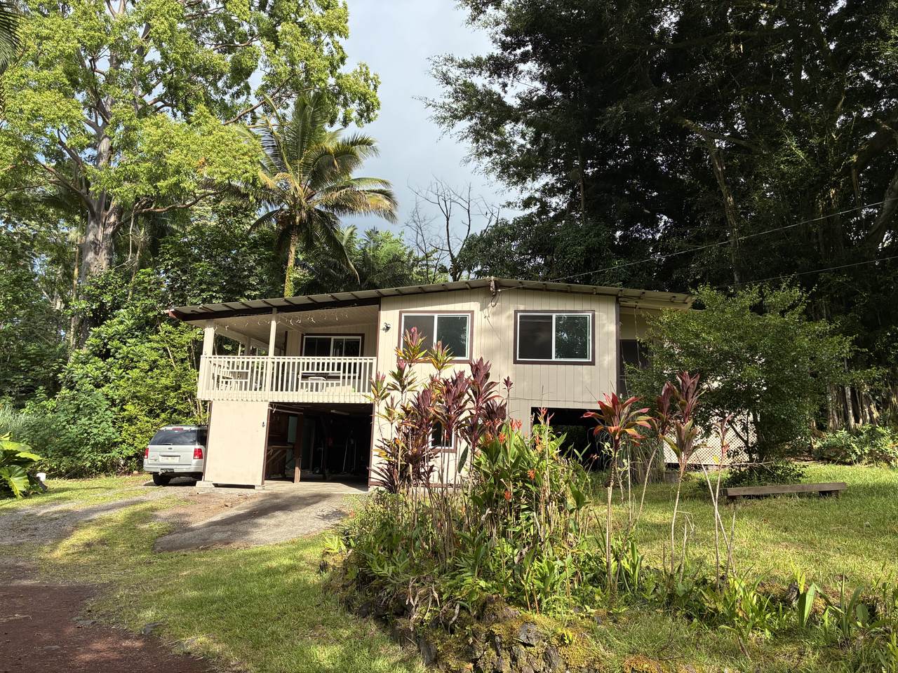 16-1963 36TH AVE - Photo 1