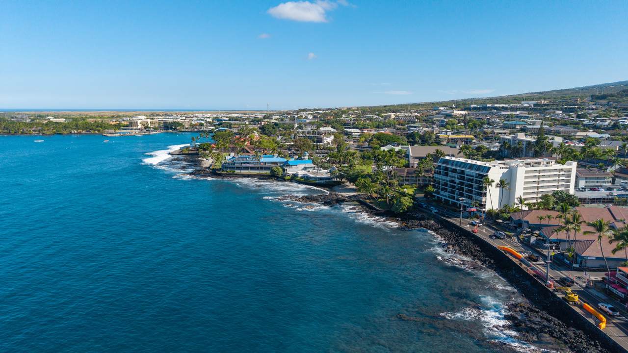 75-5782 Kuakini Highway - Photo 1