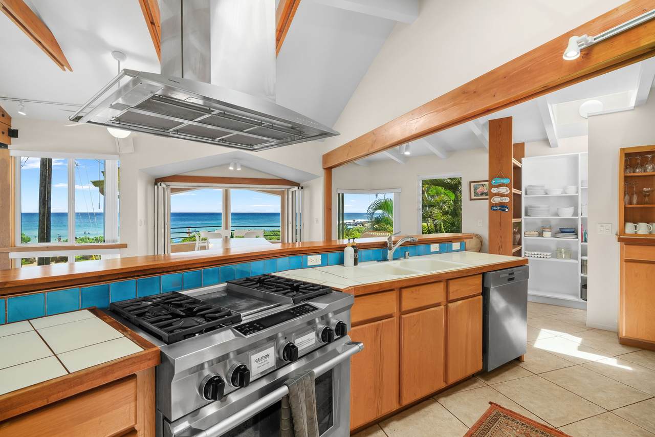 https://bt-photos.global.ssl.fastly.net/hawaii/1280_boomver_1_731848-7.jpg