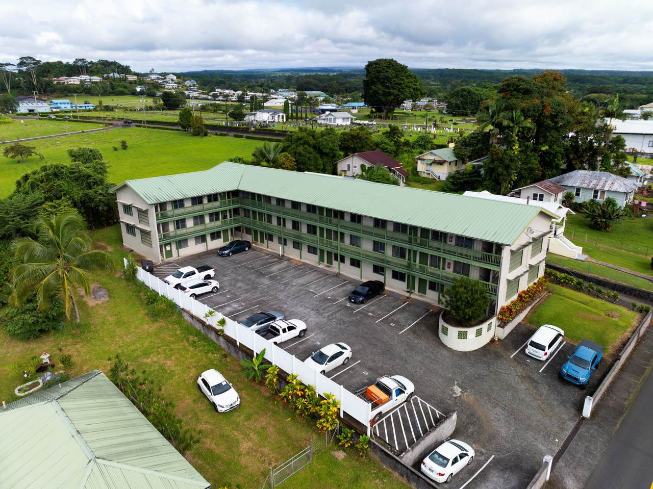 230 Kapiolani St - Photo 1