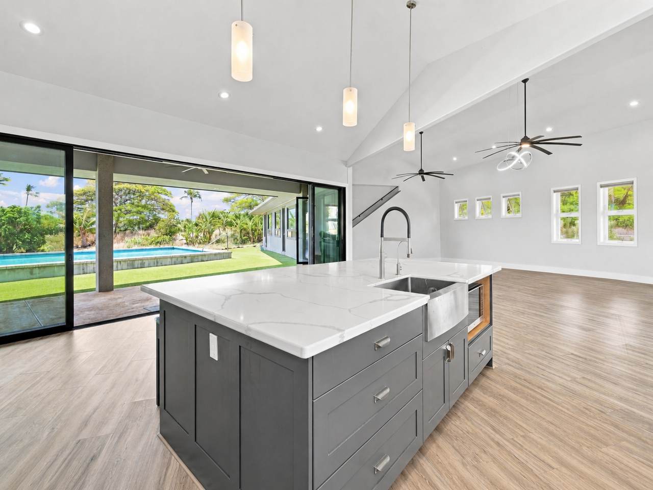 https://bt-photos.global.ssl.fastly.net/hawaii/1280_boomver_1_732472-2.jpg