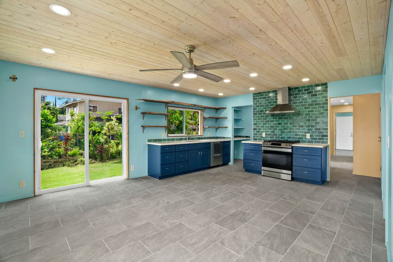 https://bt-photos.global.ssl.fastly.net/hawaii/1280_boomver_1_733742-2.jpg