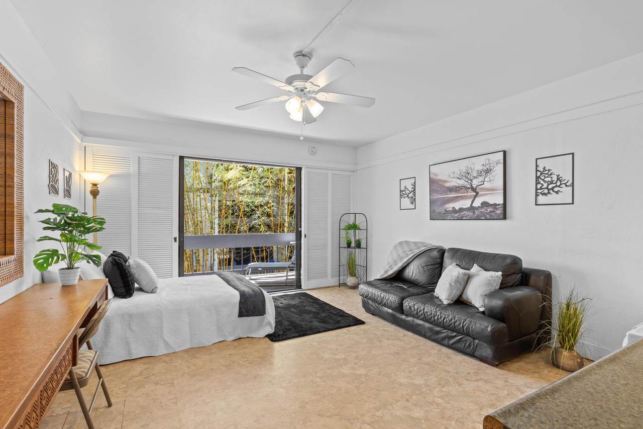 400 Hualani St - Photo 1