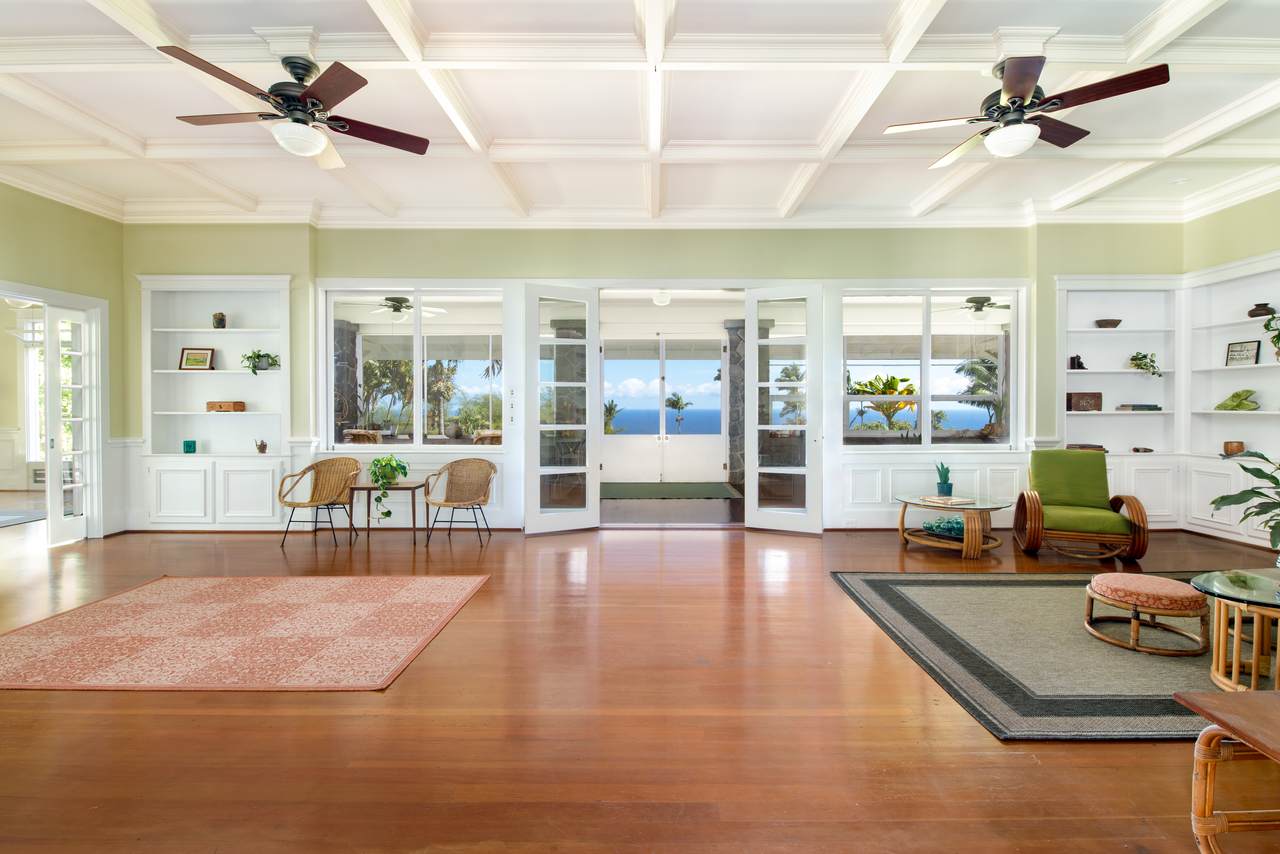 https://bt-photos.global.ssl.fastly.net/hawaii/1280_boomver_2_719553-2.jpg