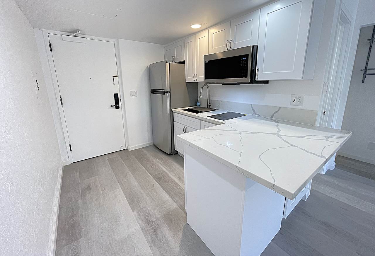 400 Hualani St - Photo 1