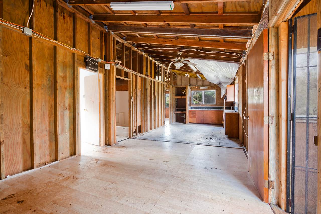 11-3077-A Puolani St - Photo 1