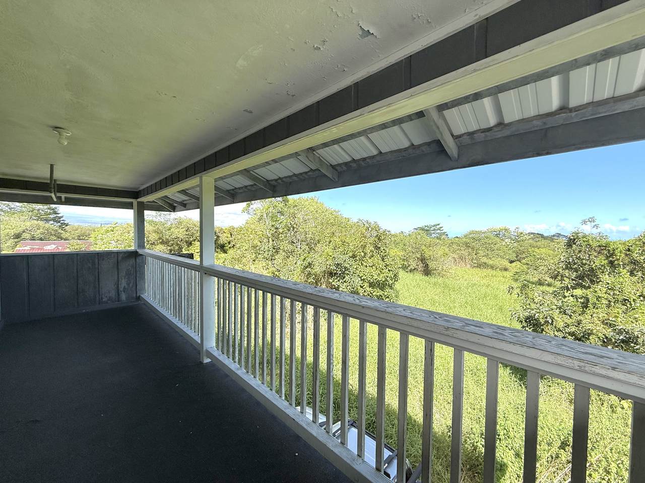 880 Ainalako Rd - Photo 1