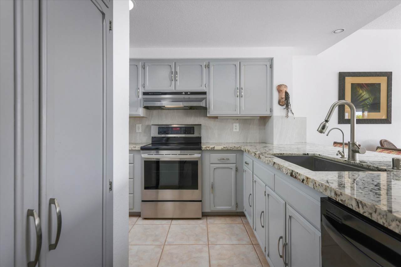 78-6842 Alii Dr - Photo 1