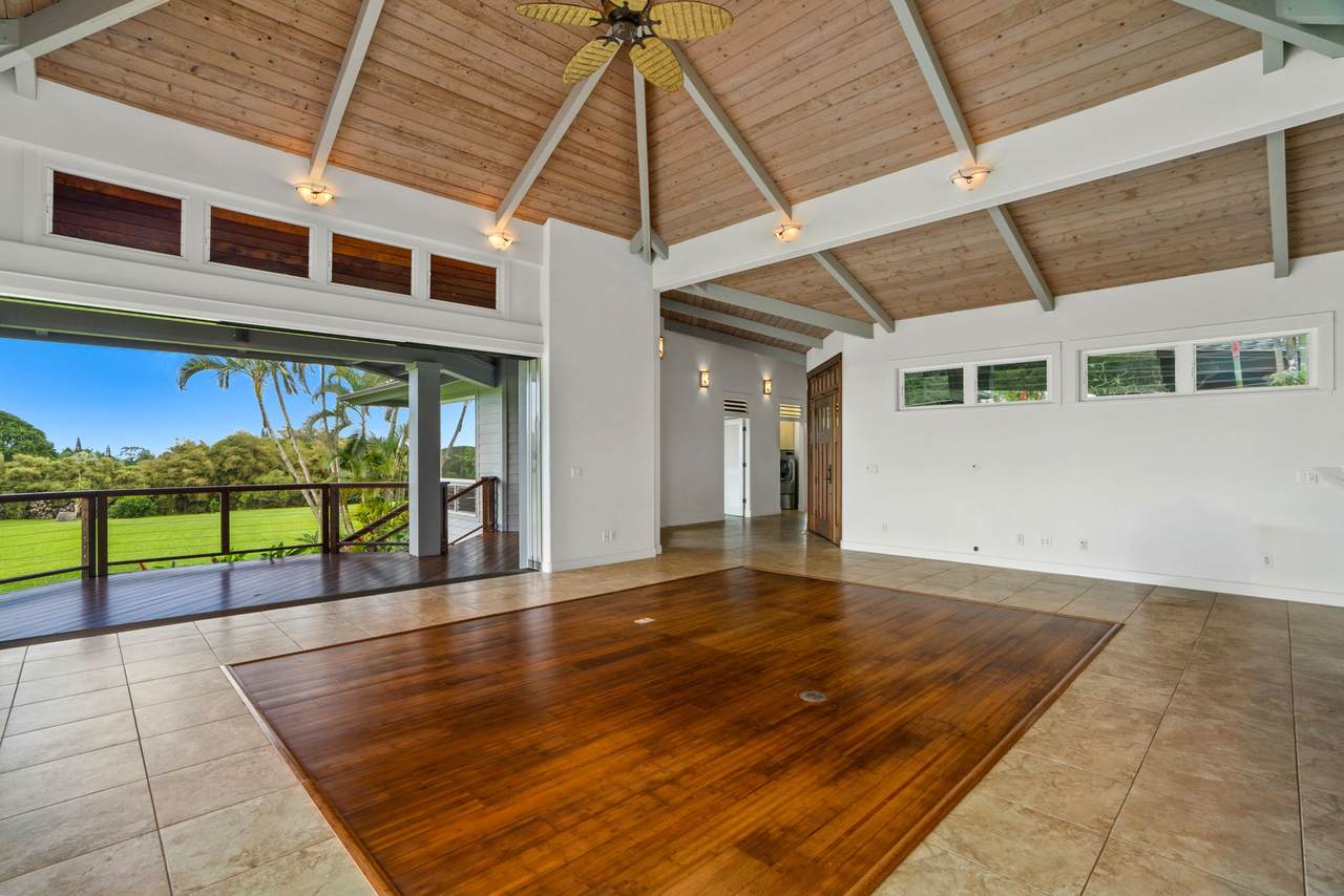 https://bt-photos.global.ssl.fastly.net/hawaii/1280_boomver_1_728294-1.jpg