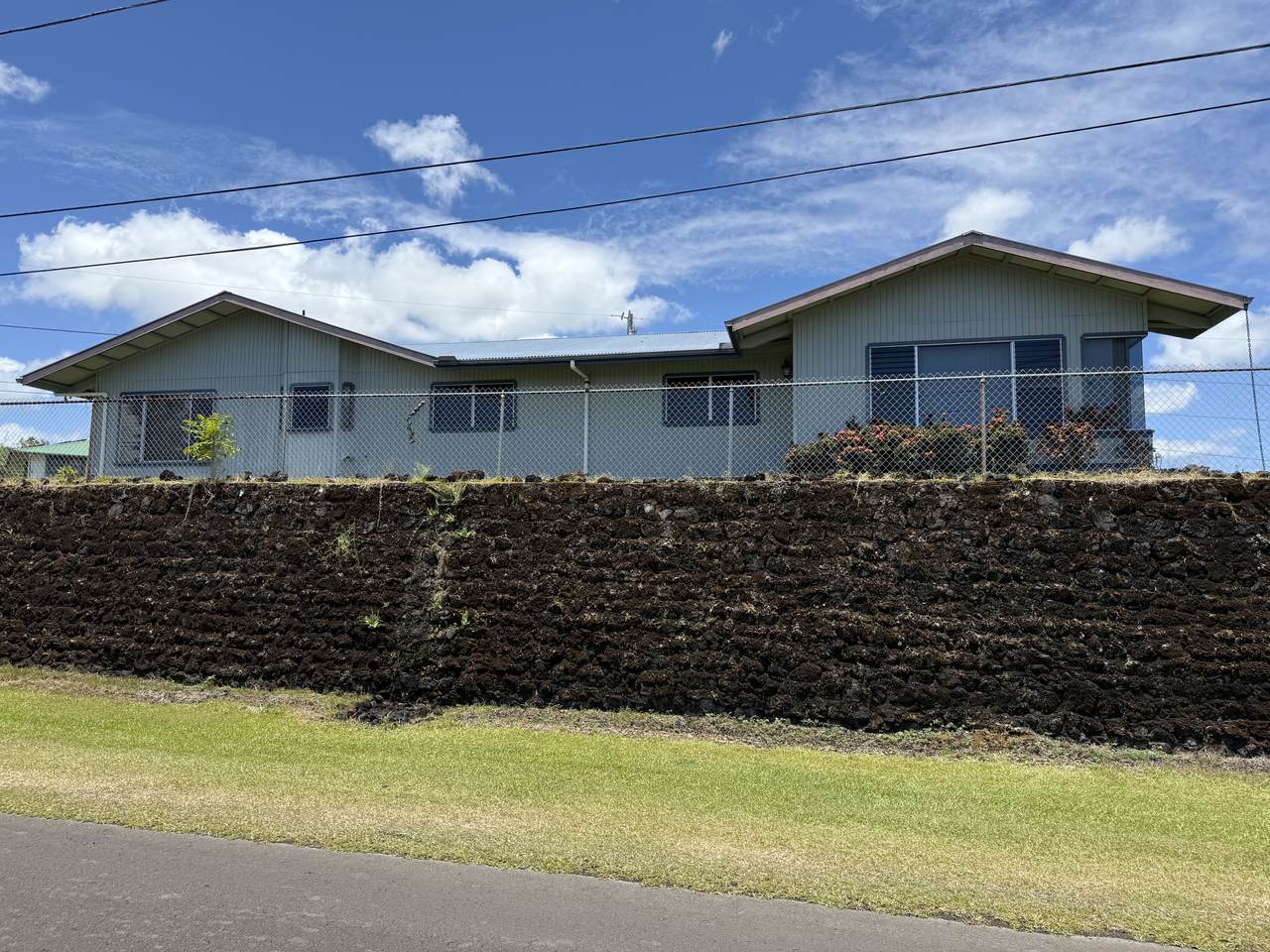 1572 Kaupili Pl - Photo 1