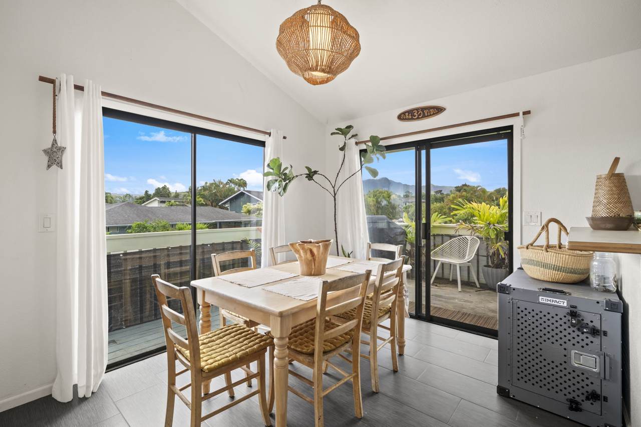2444 Liliuokalani St - Photo 1