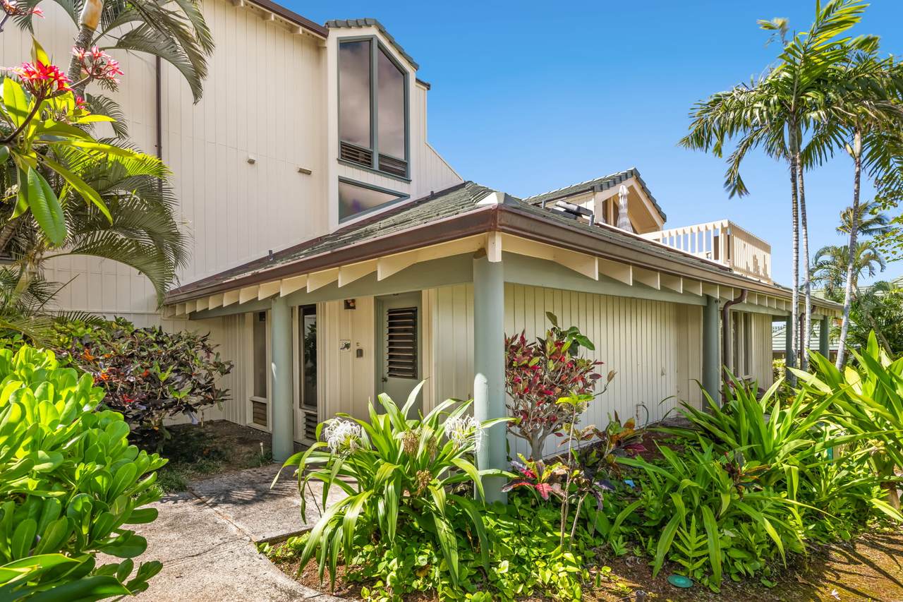 2371 Hoohu Rd - Photo 1