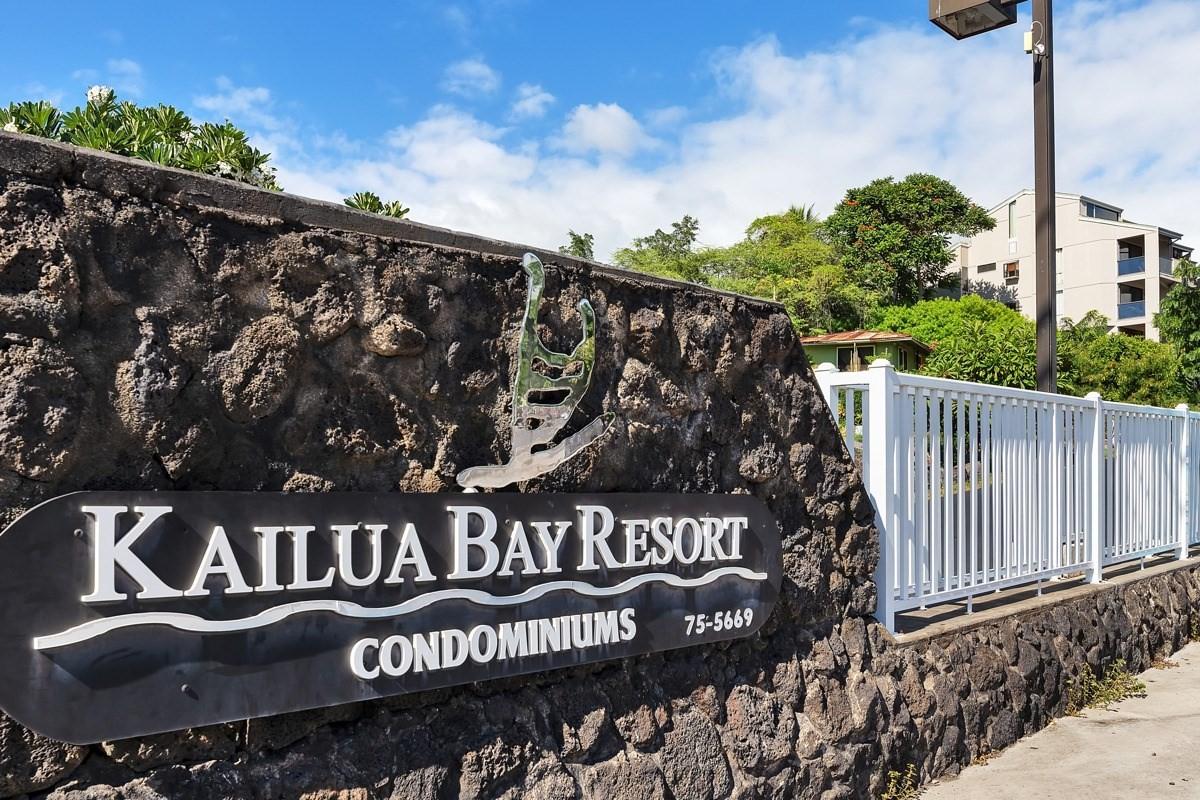 75-5669 Kuakini Hwy - Photo 1