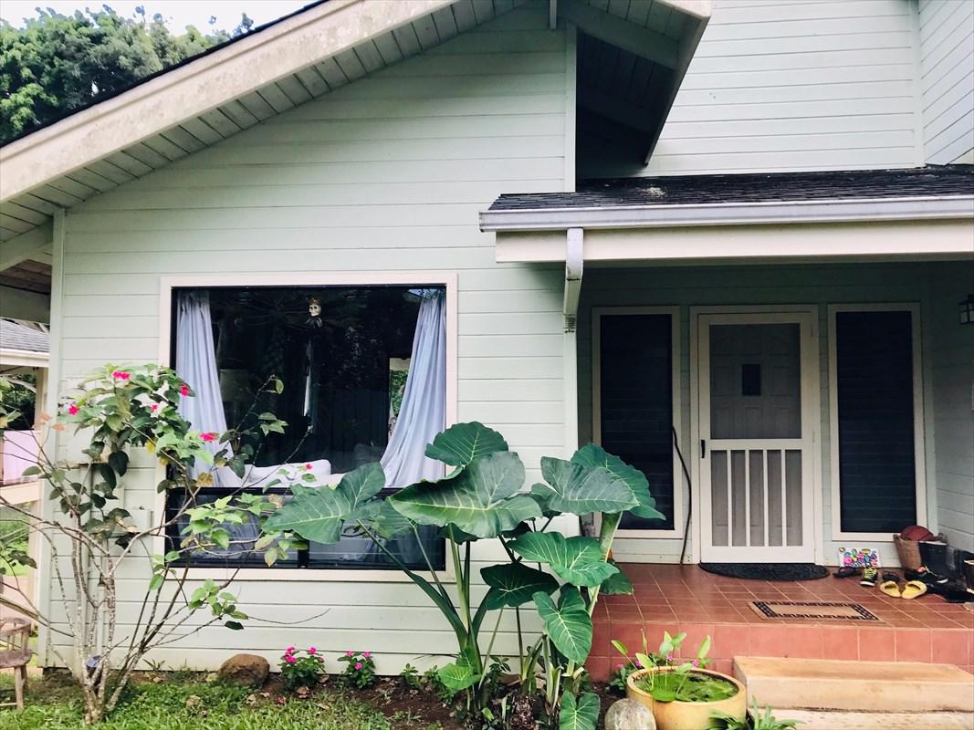 2477 Liliuokalani St - Photo 1