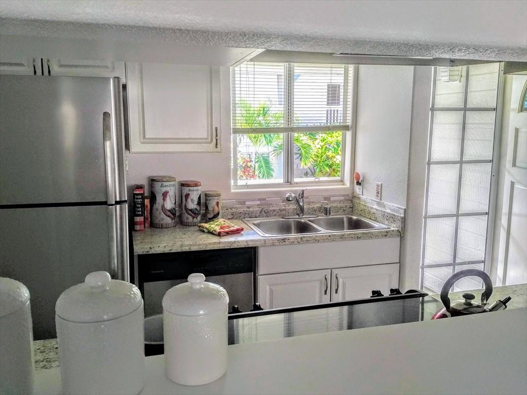 75-6081 Alii Dr - Photo 1