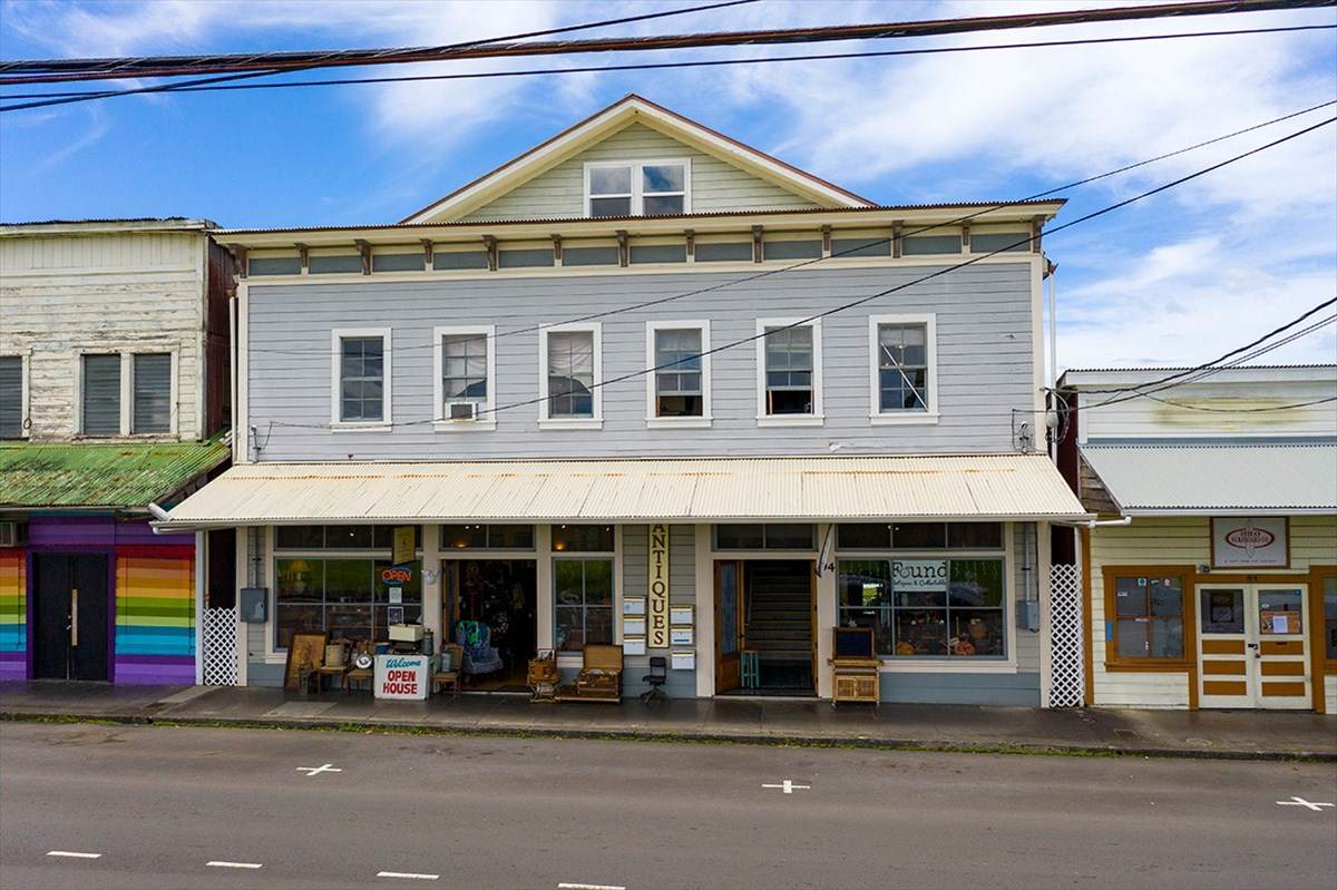 94 Ponahawai St - Photo 1