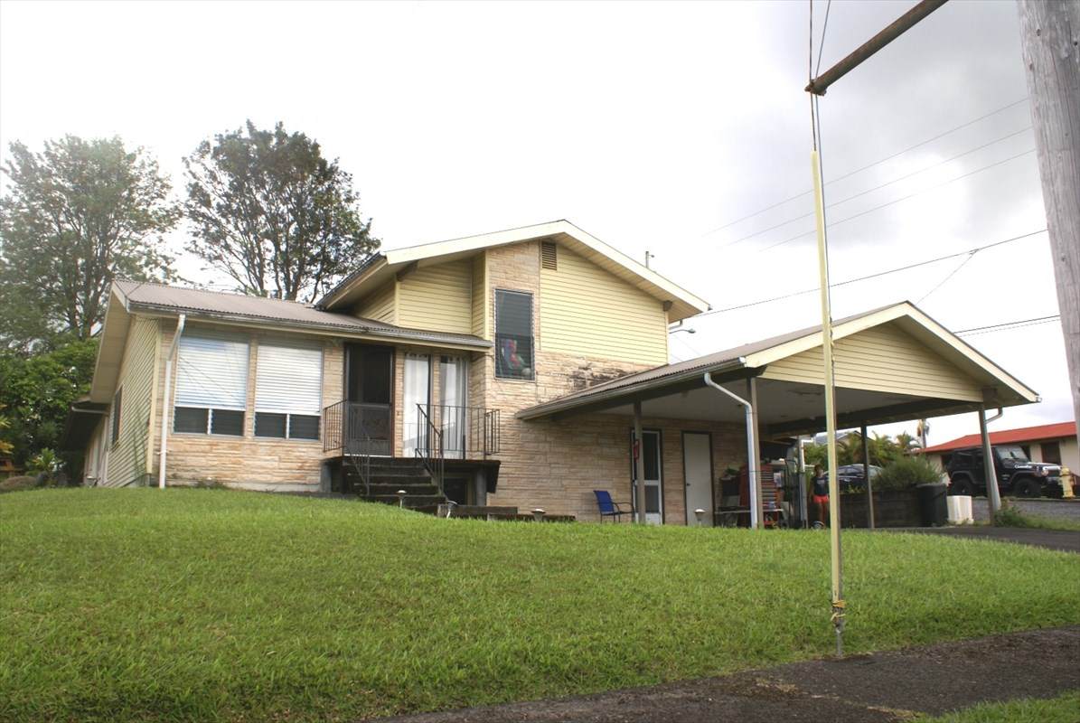 1695 Oneawa Pl - Photo 1